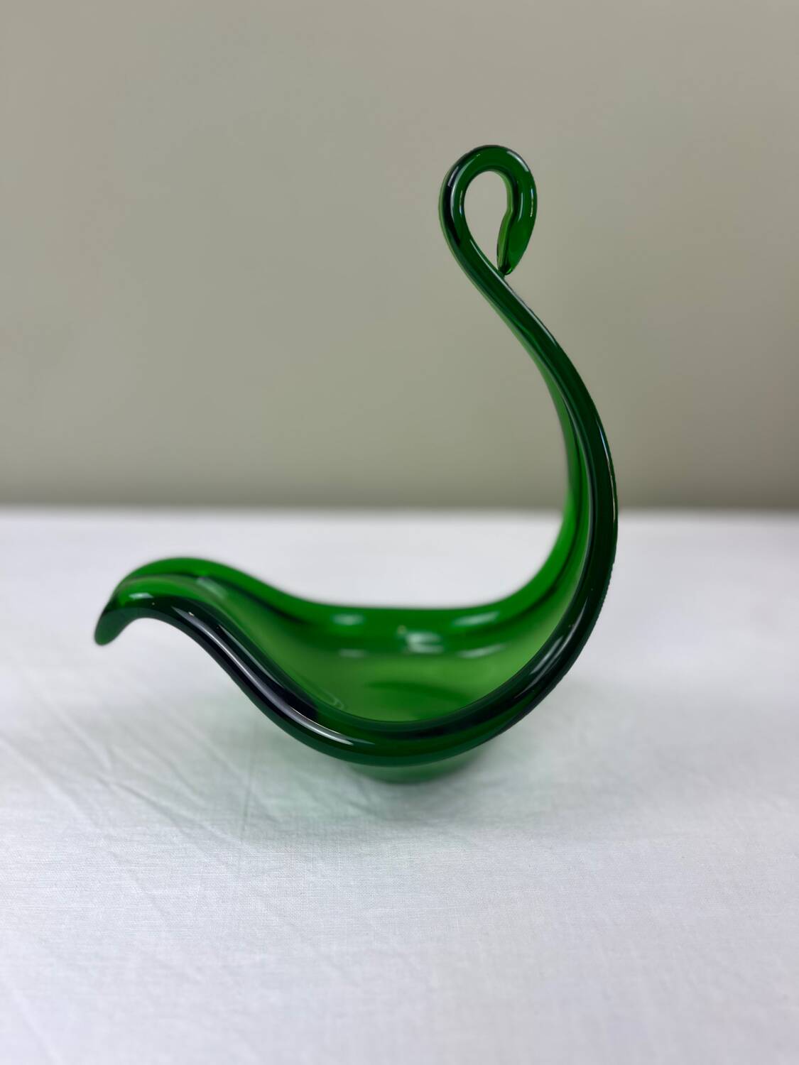 Murano swan catchall
