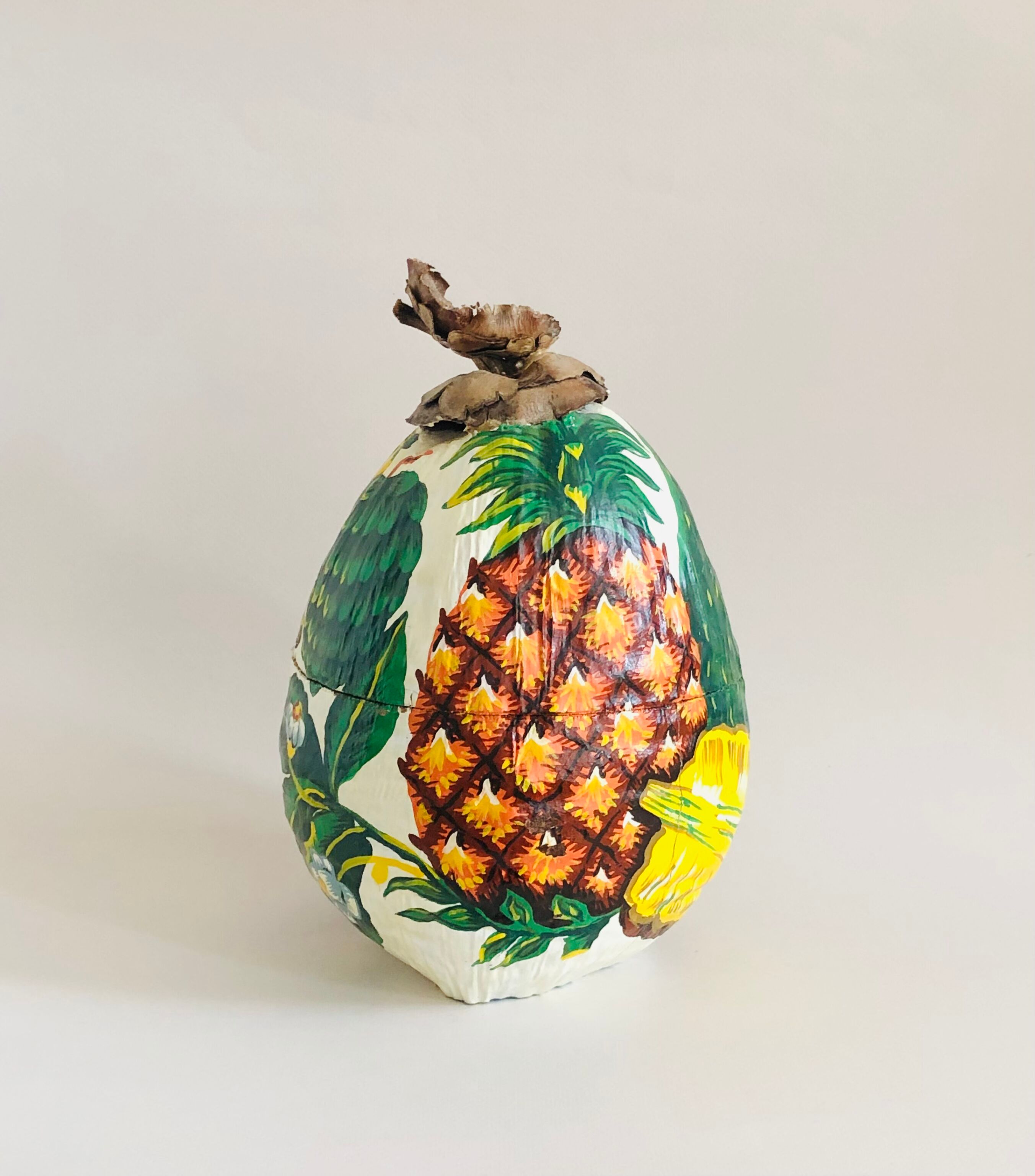 Vintage coconut ice bucket