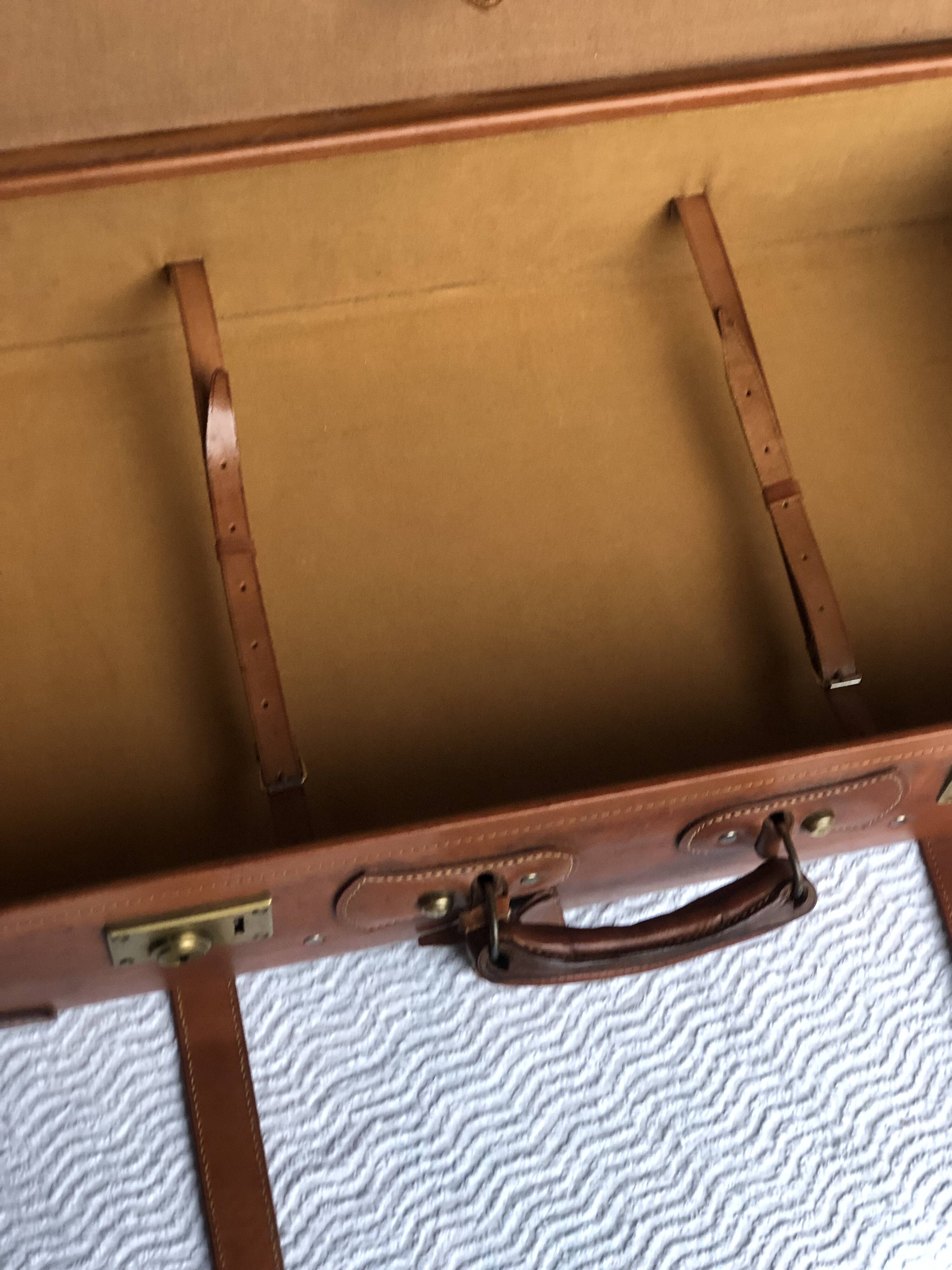Vintage suitcase 1960 havana gold leather with bellows