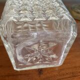 Glass whiskey decanter