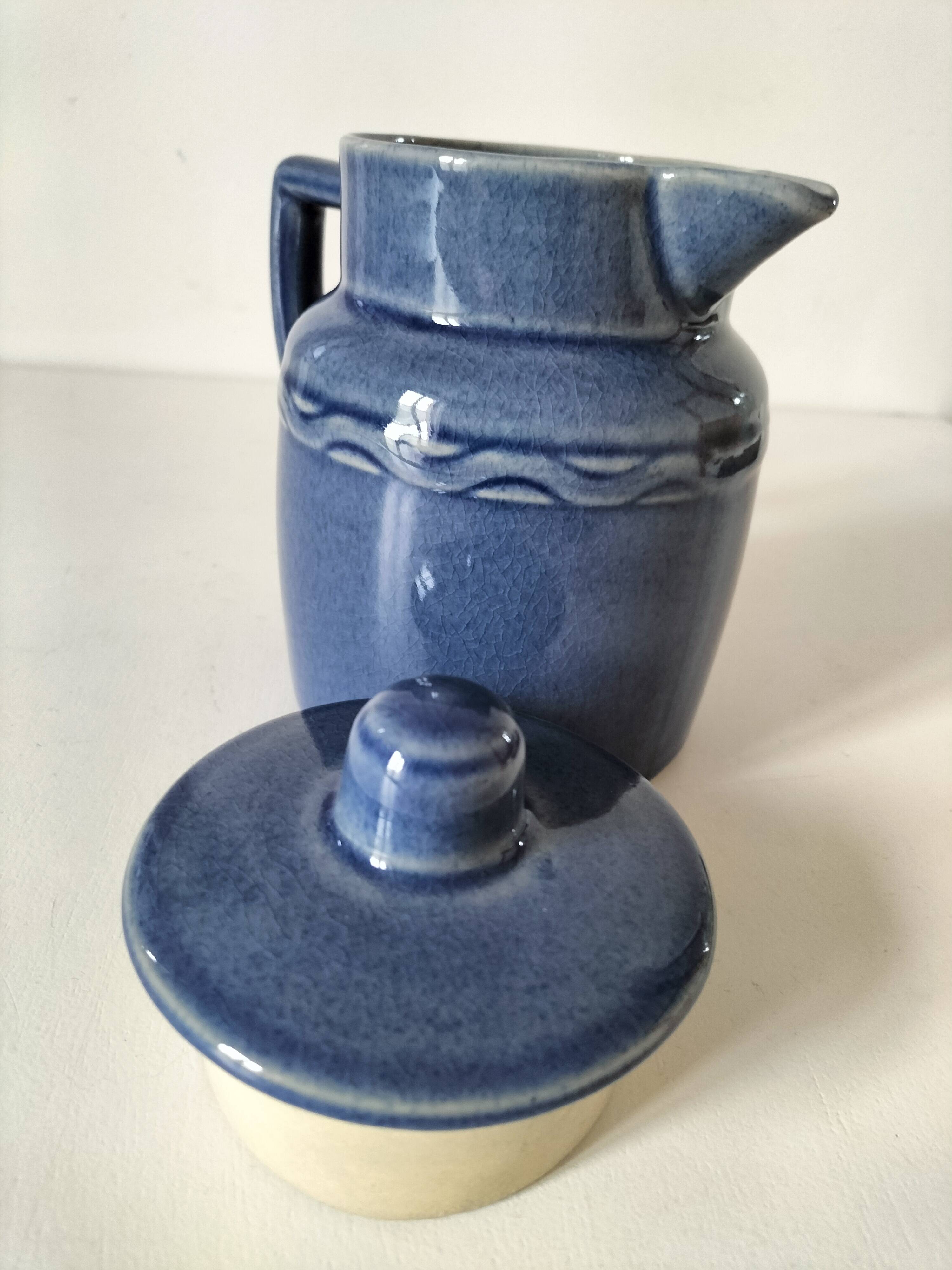 Blue speckled stoneware jug with integrated filter