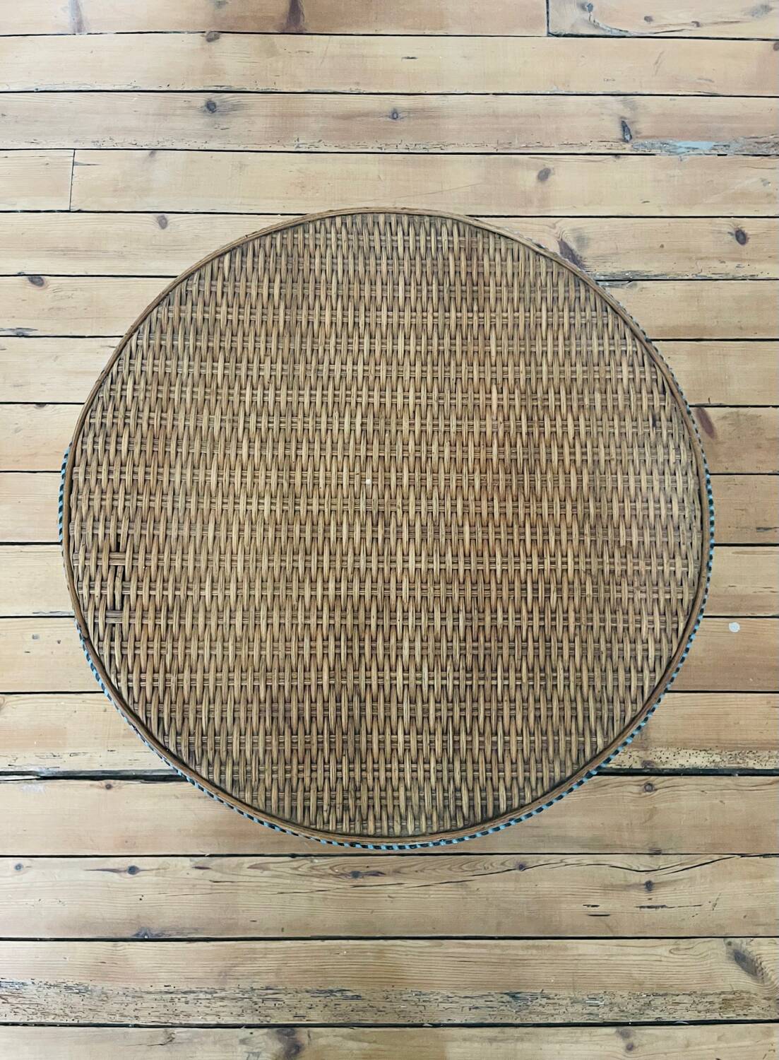 Vintage rattan coffee table pedestal