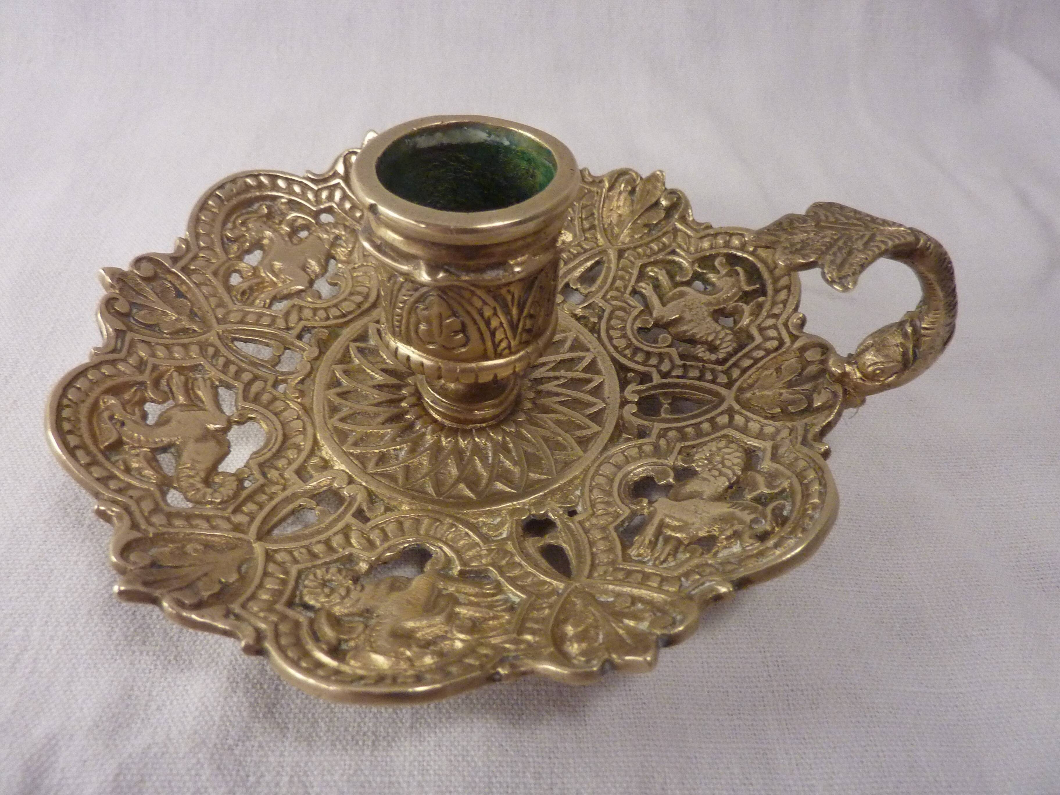 Hand boougeoir, cellar rat, openwork bronze