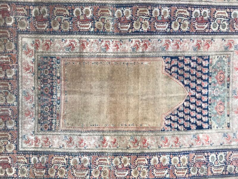 Former carpet Turkish Panderma finely done hand 120 X 177 CM