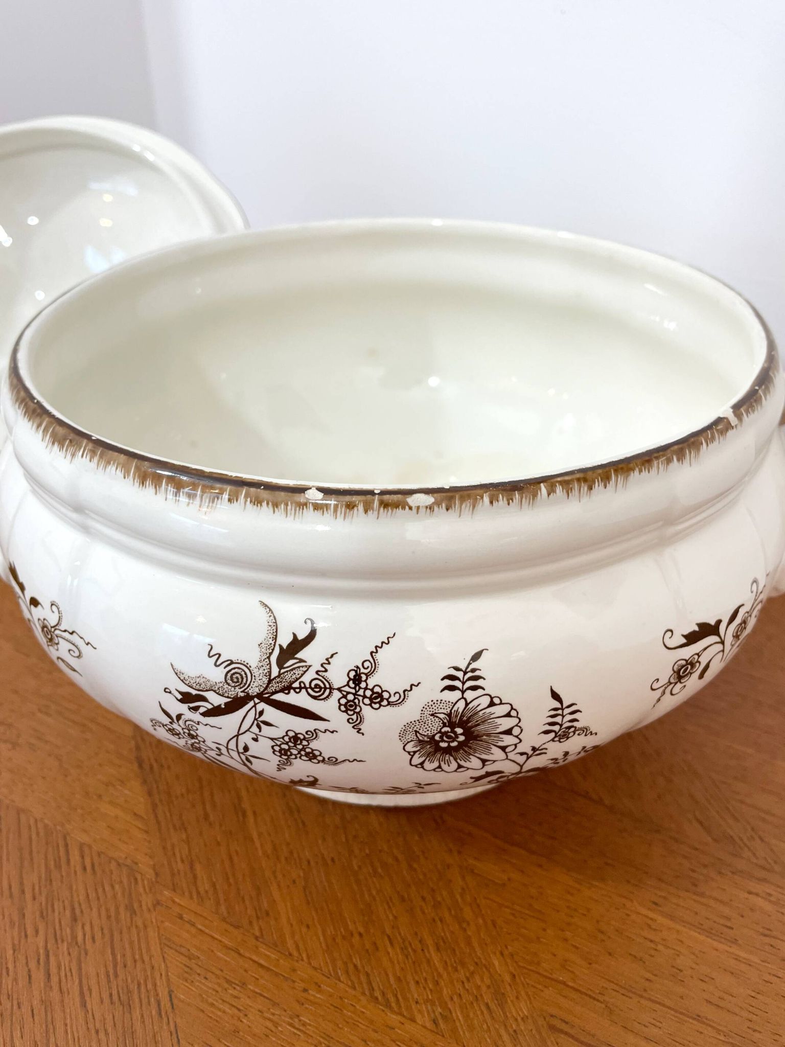 Soup tureen / Vegetable dish in earthenware - Sarreguemines - 1940s/50s