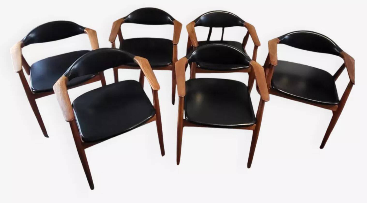 Lot 6 Scandinavian armchairs Erik Kirkegaard FK67 – Glostrup Møbelfabrik