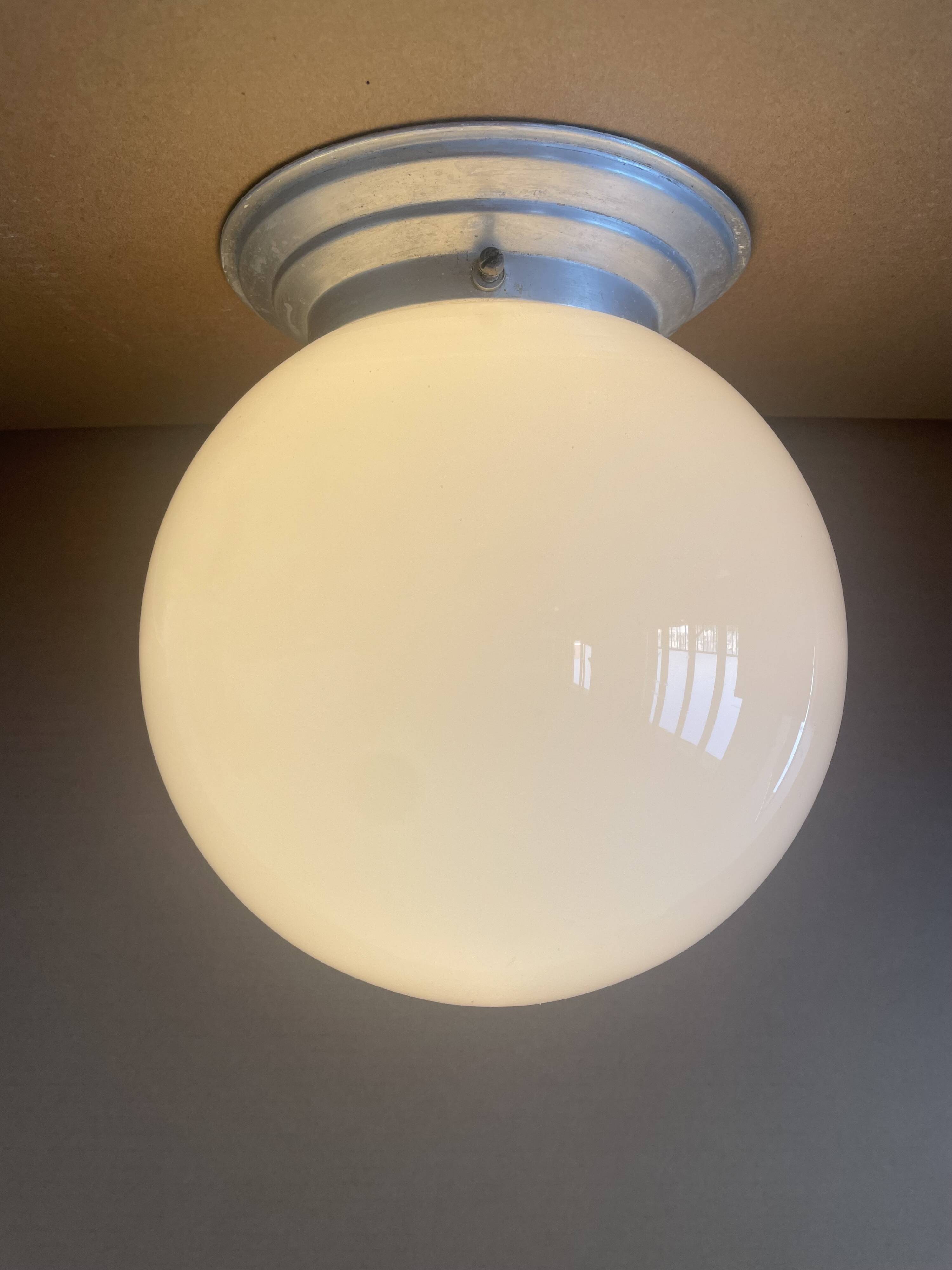 Plafonnier ancien Art Déco