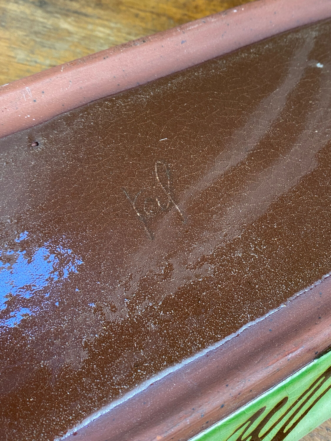 Plat fleuri en céramique