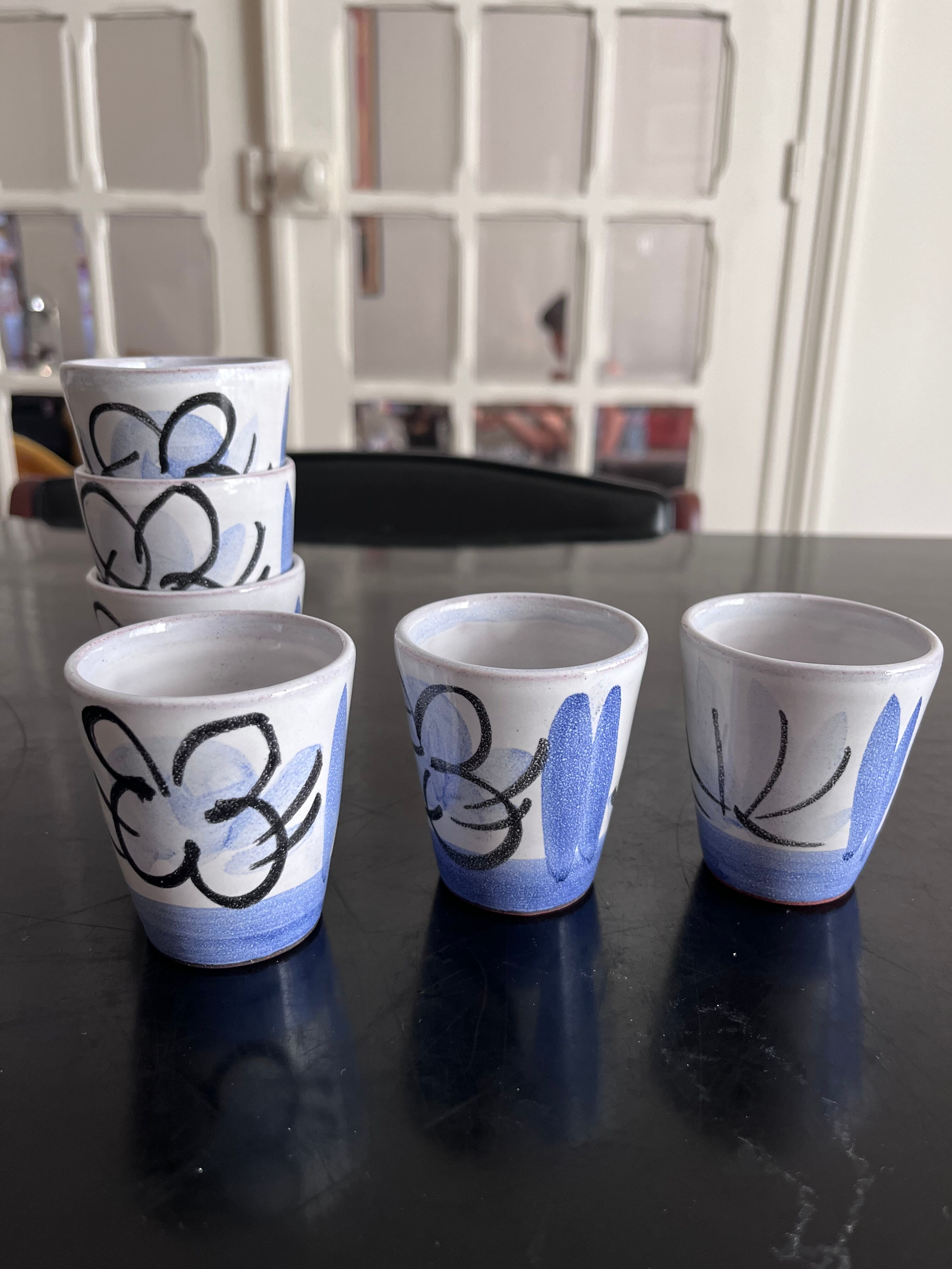 6 ceramic cups hand painter