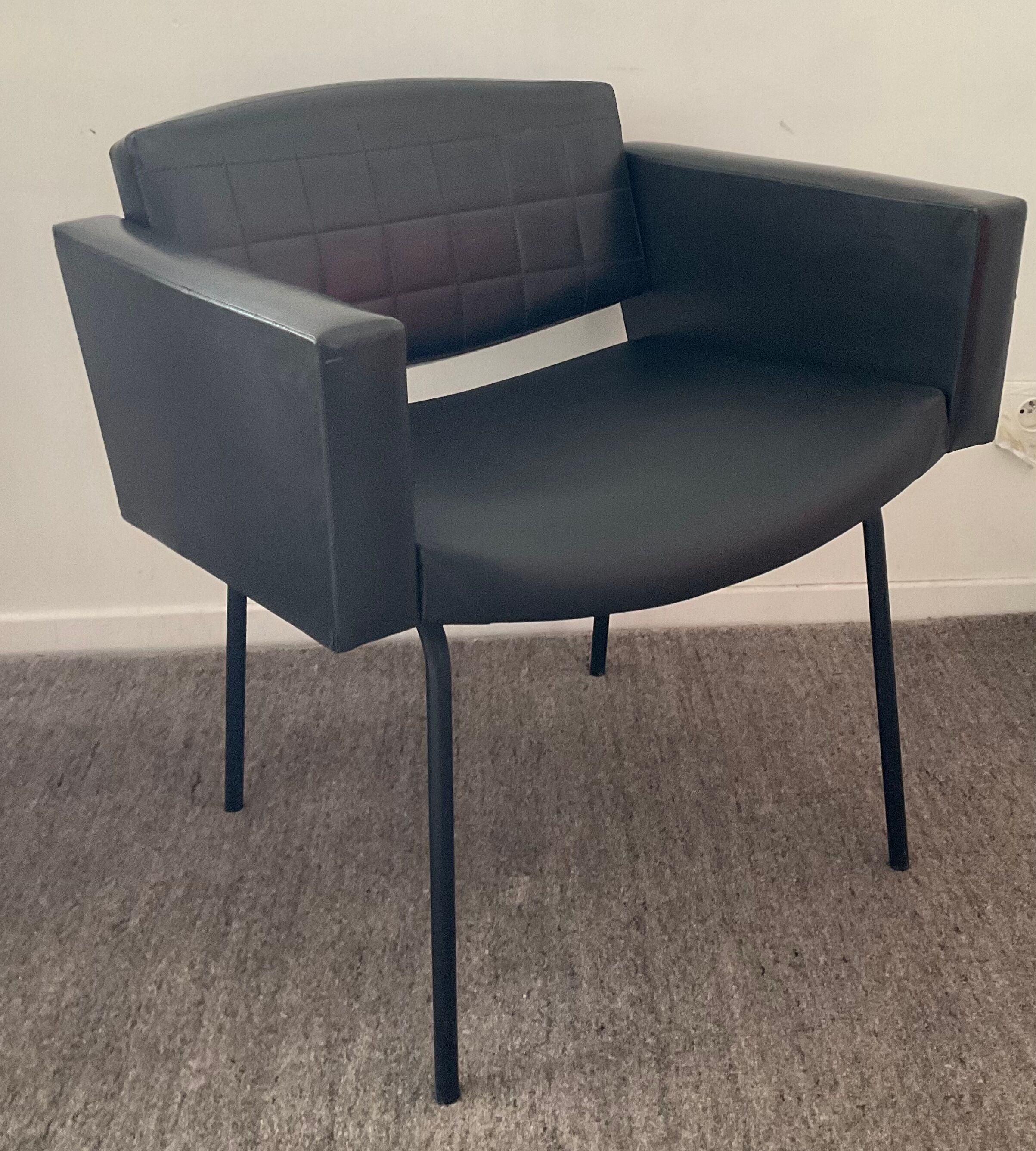 Pierre Guariche armchair for Meurop 60s