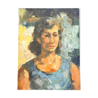 Portrait de femme vêtue d’une robe bleue 1940