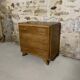 Vintage chest of drawers with 4 drawers and tapered legs.