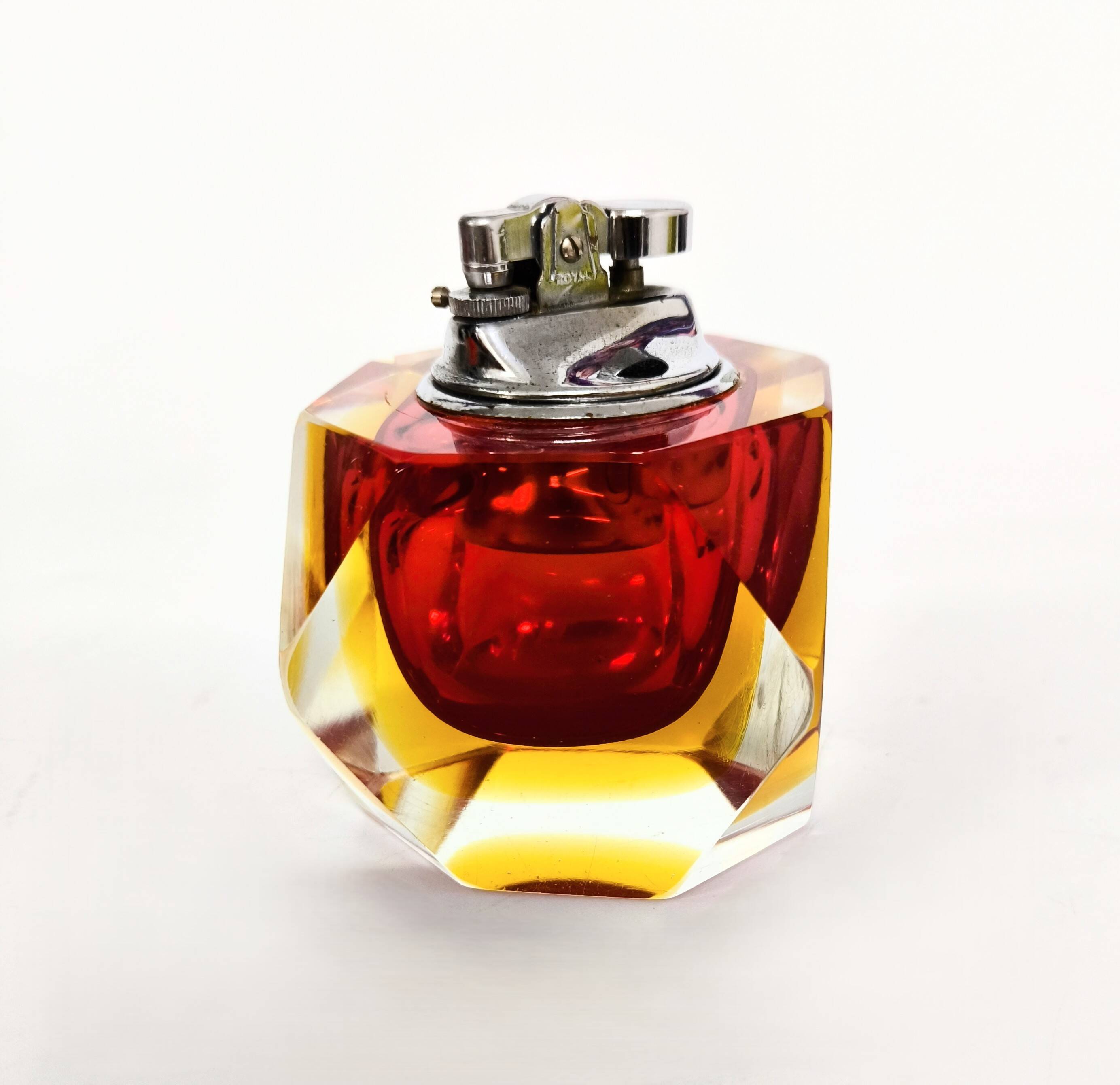 Cendrier vintage en verre de Murano facetté, jaune et rouge