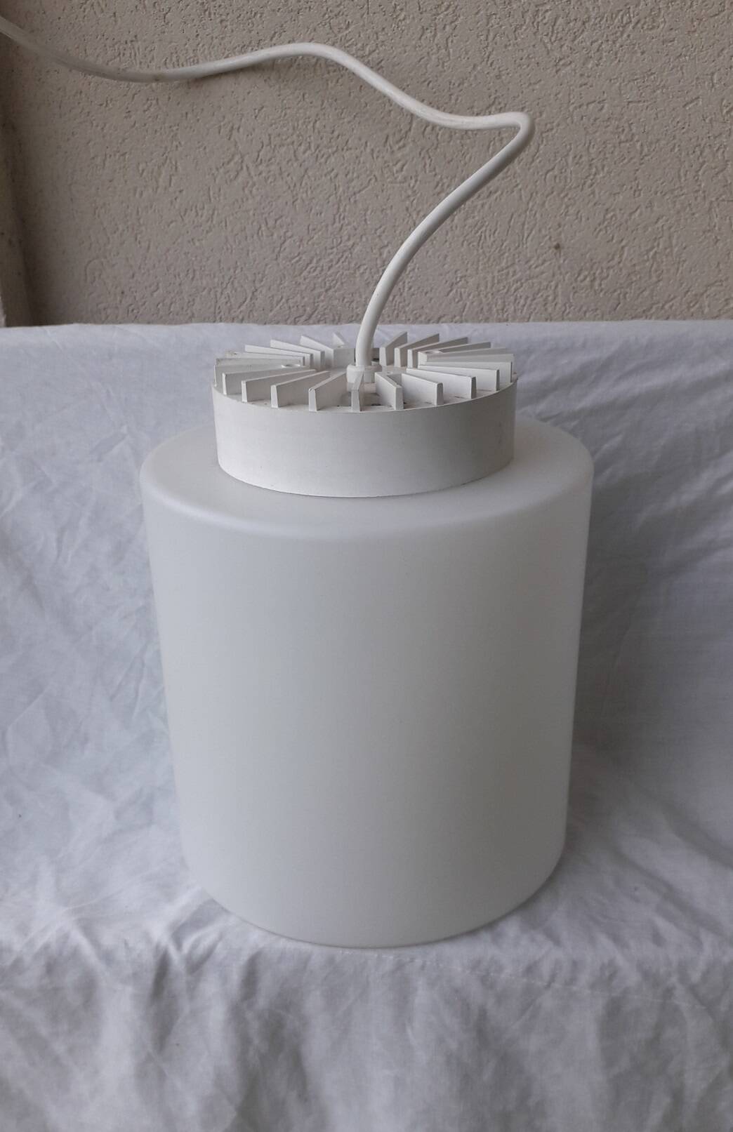 Suspension en opaline blanche
