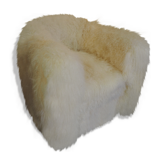 Completely revamped fur club Chair