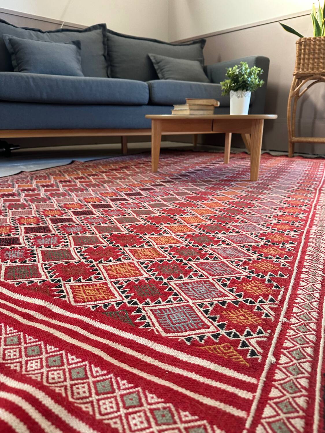 Handmade kilim rug 140x235