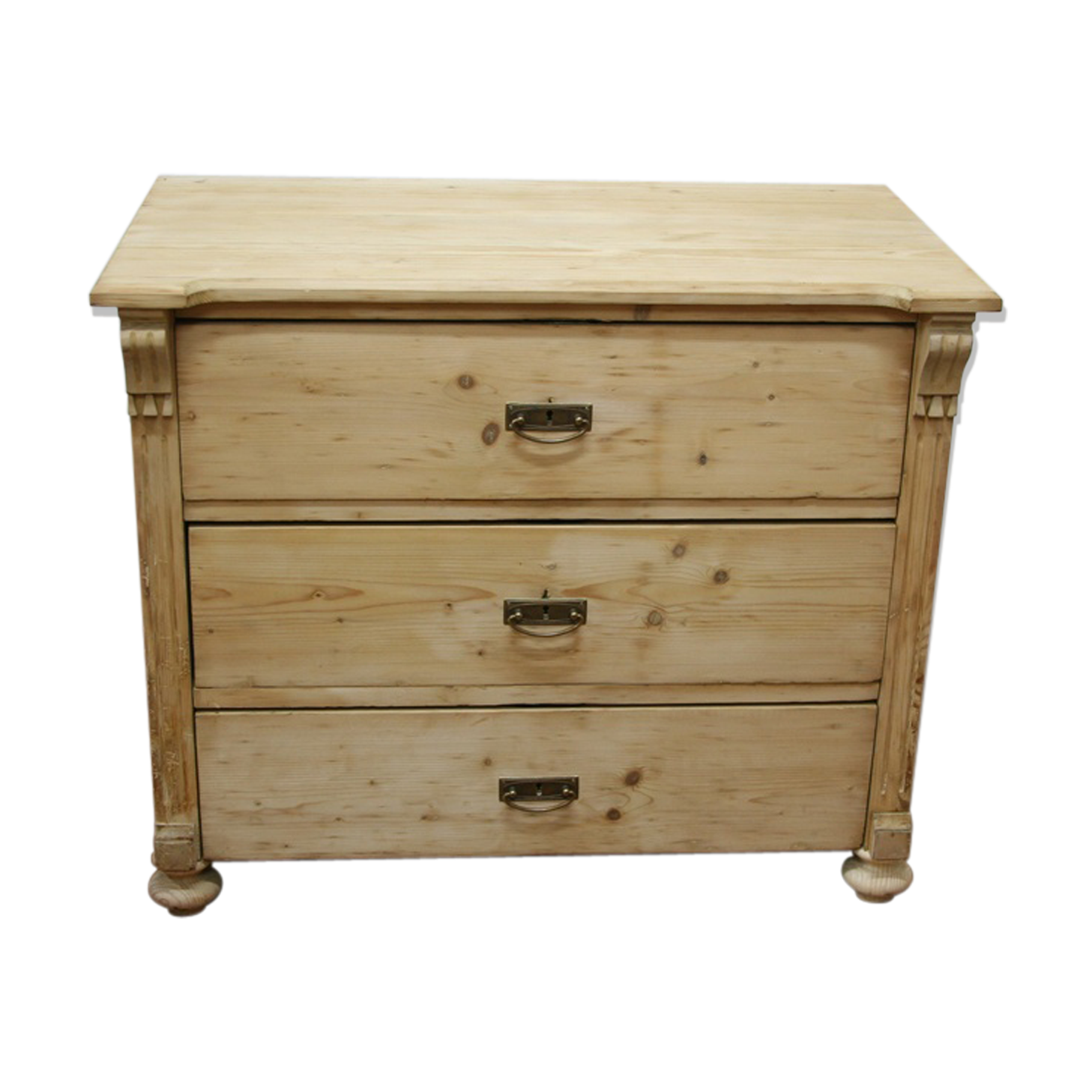 Polish classical Dresser