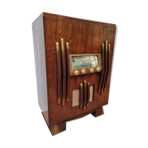 Radio cabinet from the 1940s