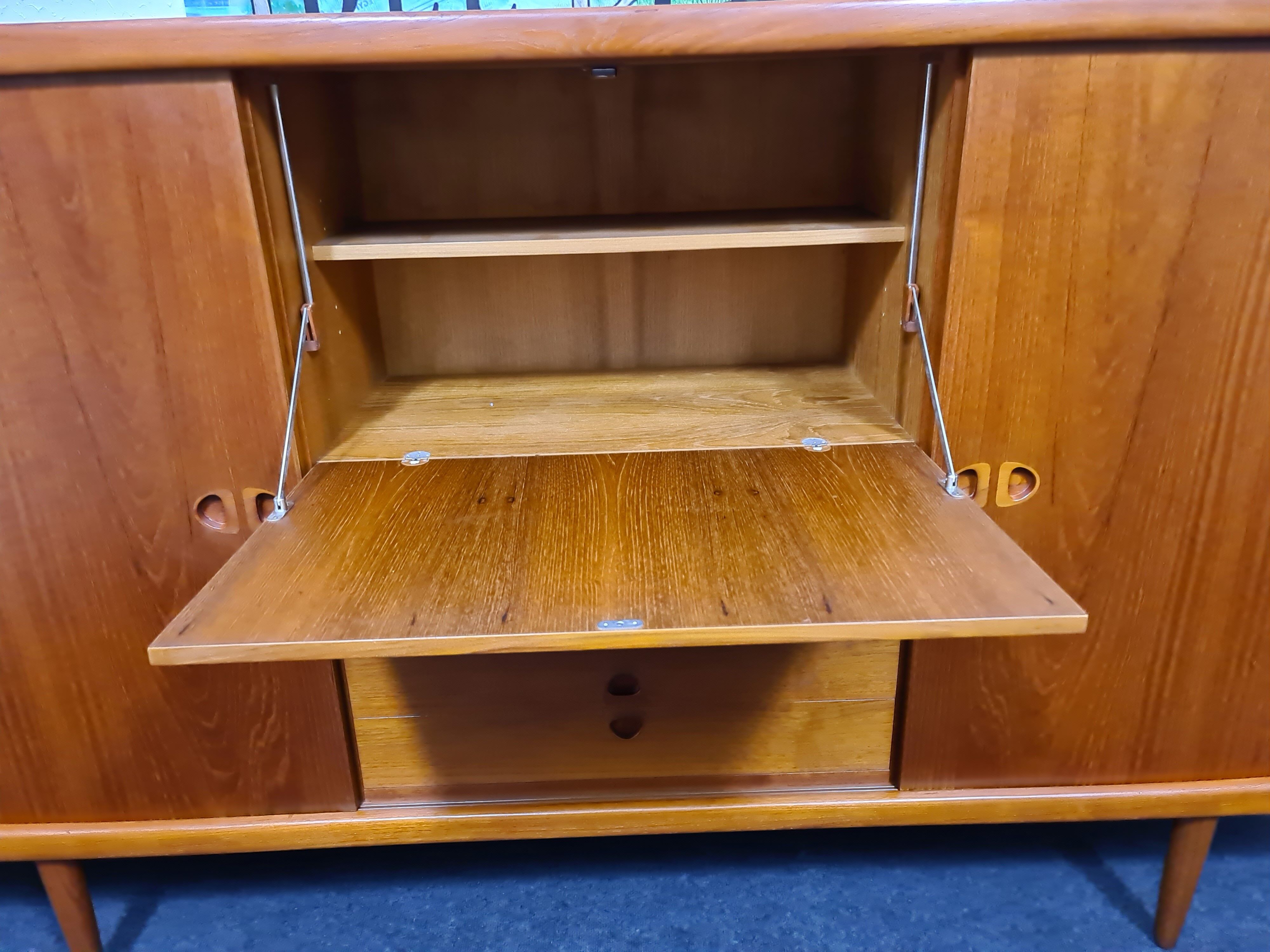 Buffet par H W Klein pour Bramin