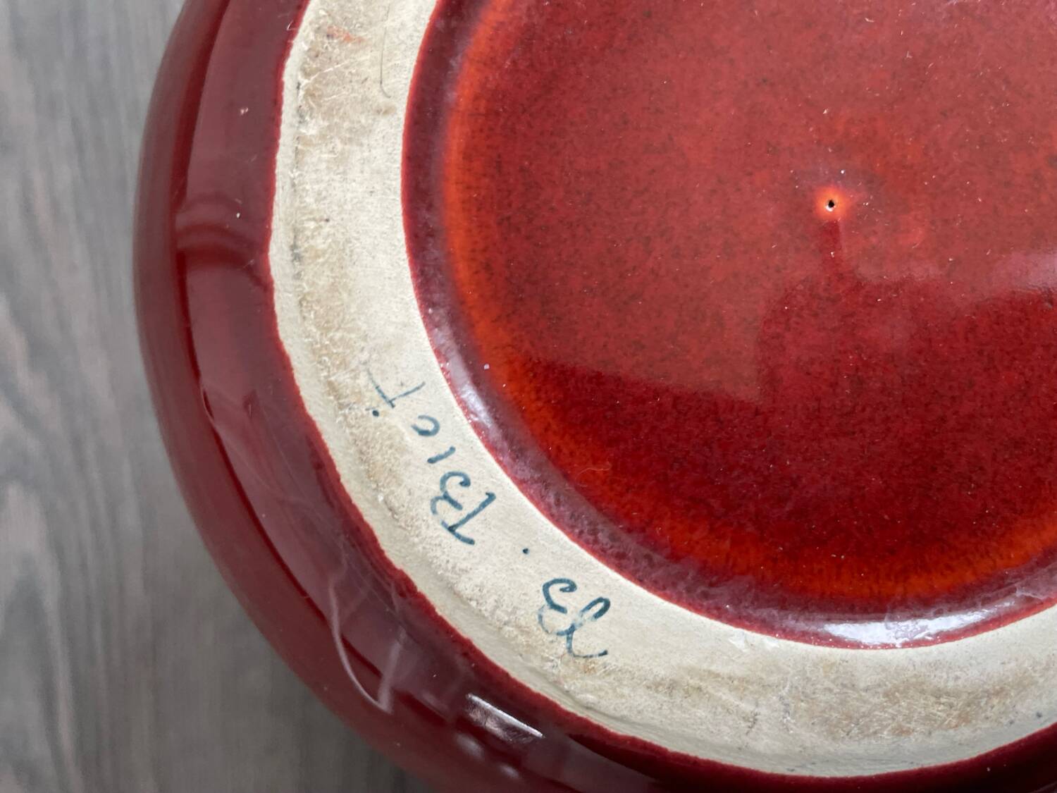 Pichet en grès émaillé signé B. Biot –