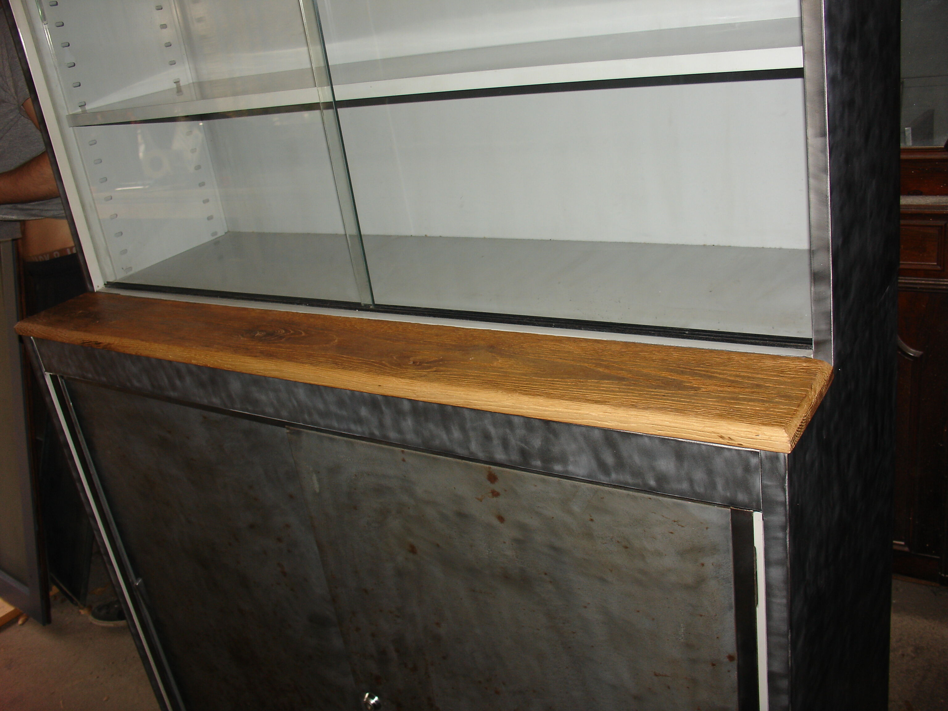 Buffet or Bookcase 2 bodies in polished and varnished steel circa 1960