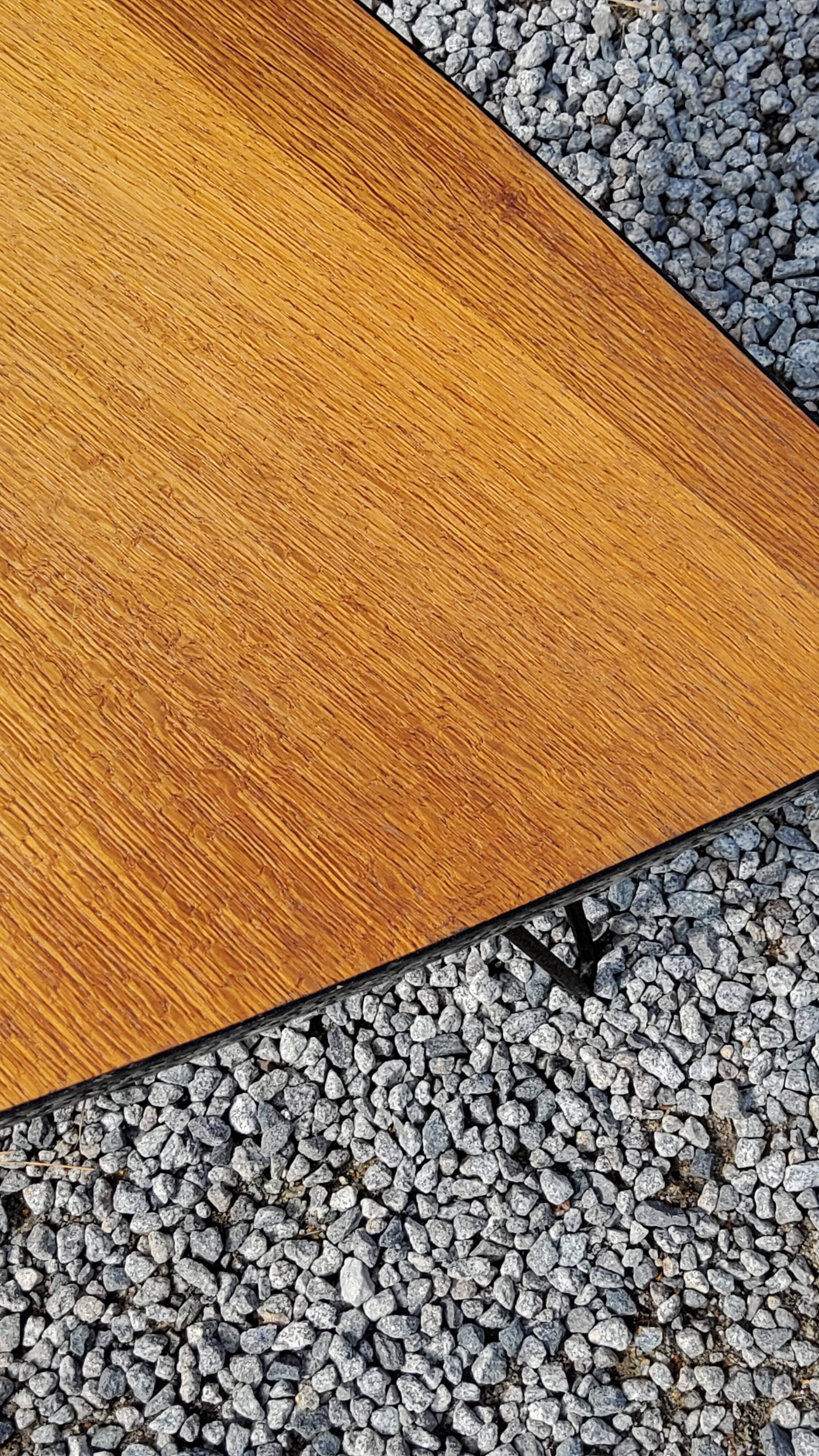 Triangle coffee table in golden blond oak base full iron of the 50s