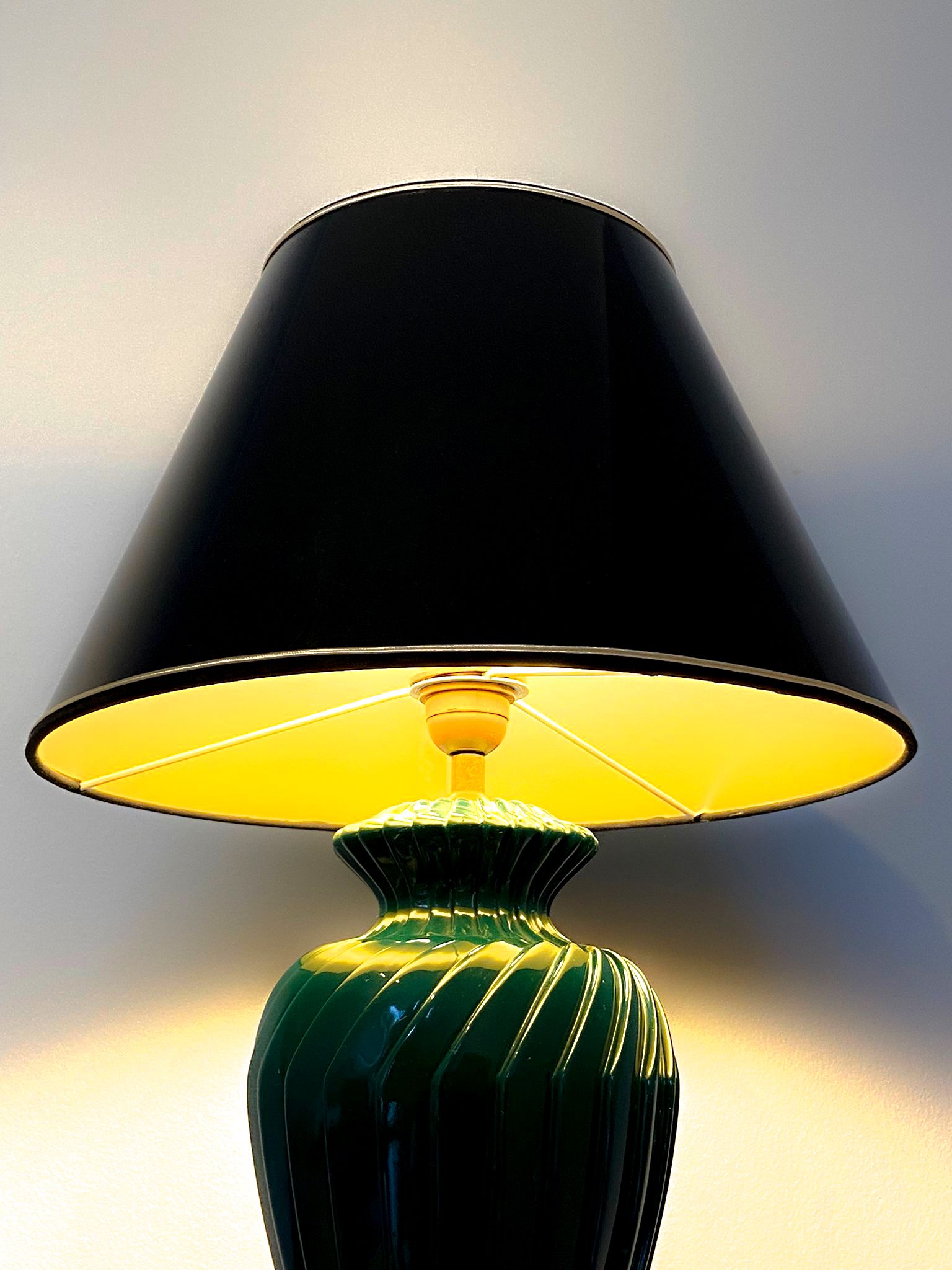 Green lacquered porcelain table lamp, Italy 70s