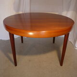 Scandinavian vintage extendable round table