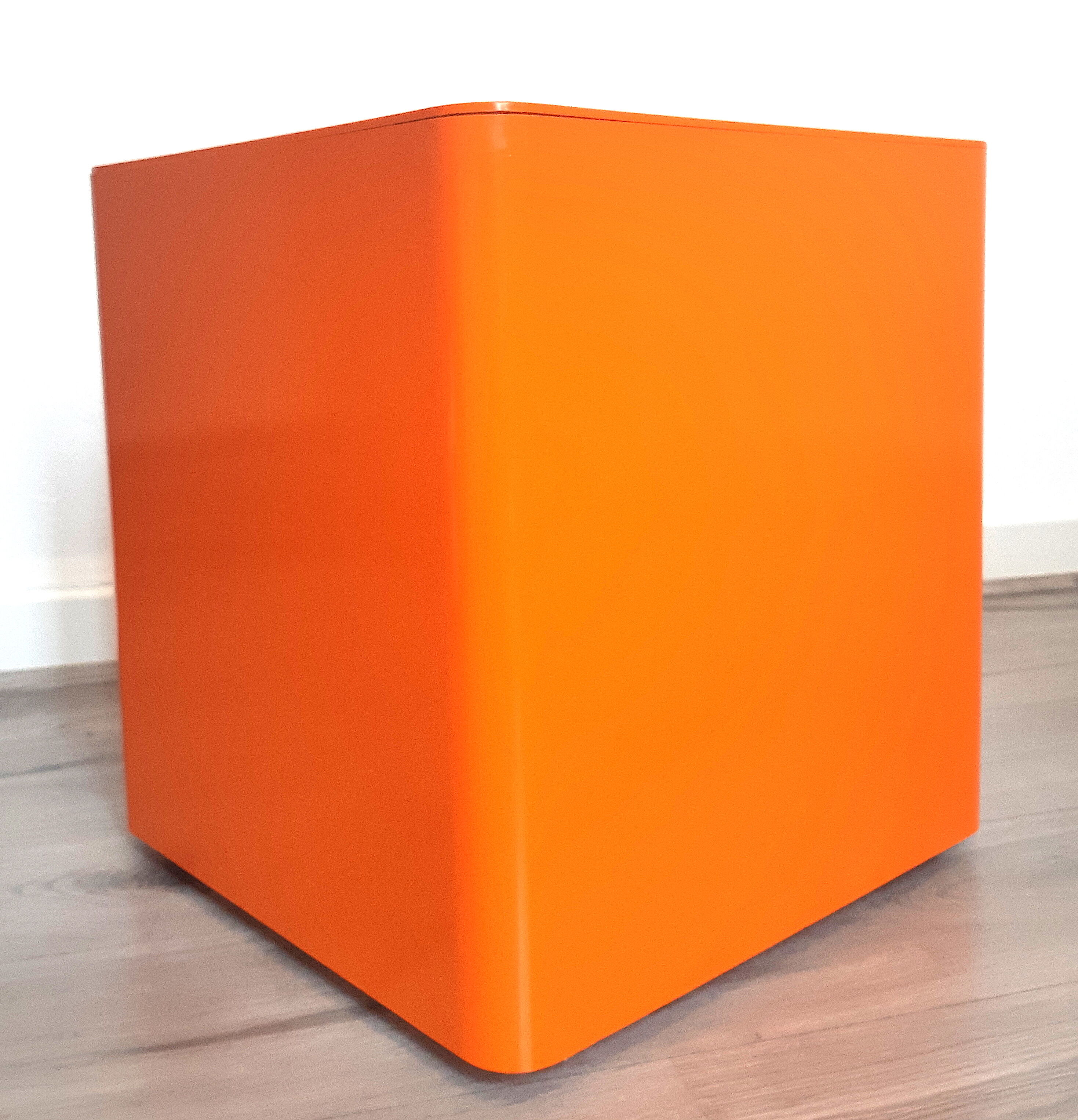 Storage or auxiliary unit type "module" Valletto Quadro, Italian design, Castiglioni, Gaviraghi and Lanza