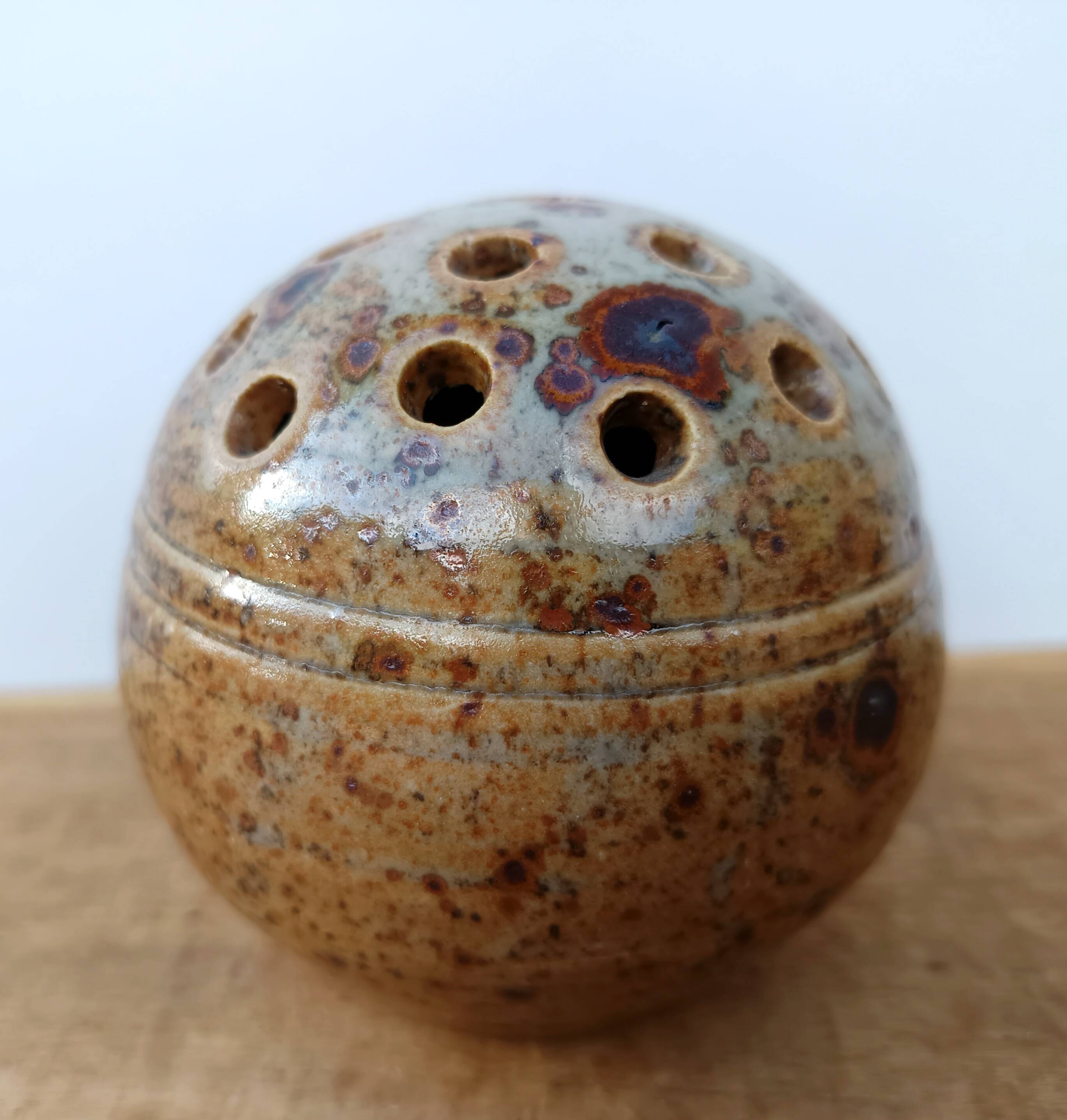 Pique fleurs vintage en grès pyrité Les Salicornes - Le Croisic