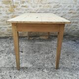 Farmhouse table
