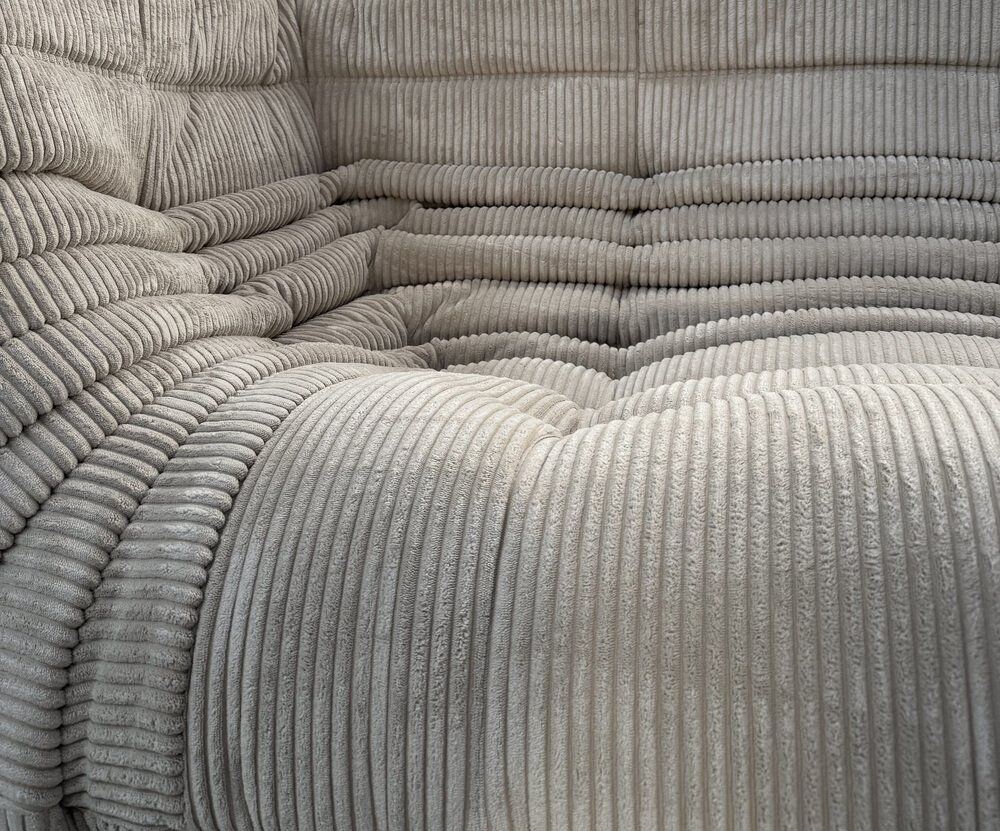 Beige Amrest Togo Sofa attributed to Michel Ducaroy for Ligne Roset, 1970s.