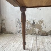 Table de ferme noyer plateau pivotable à allonges