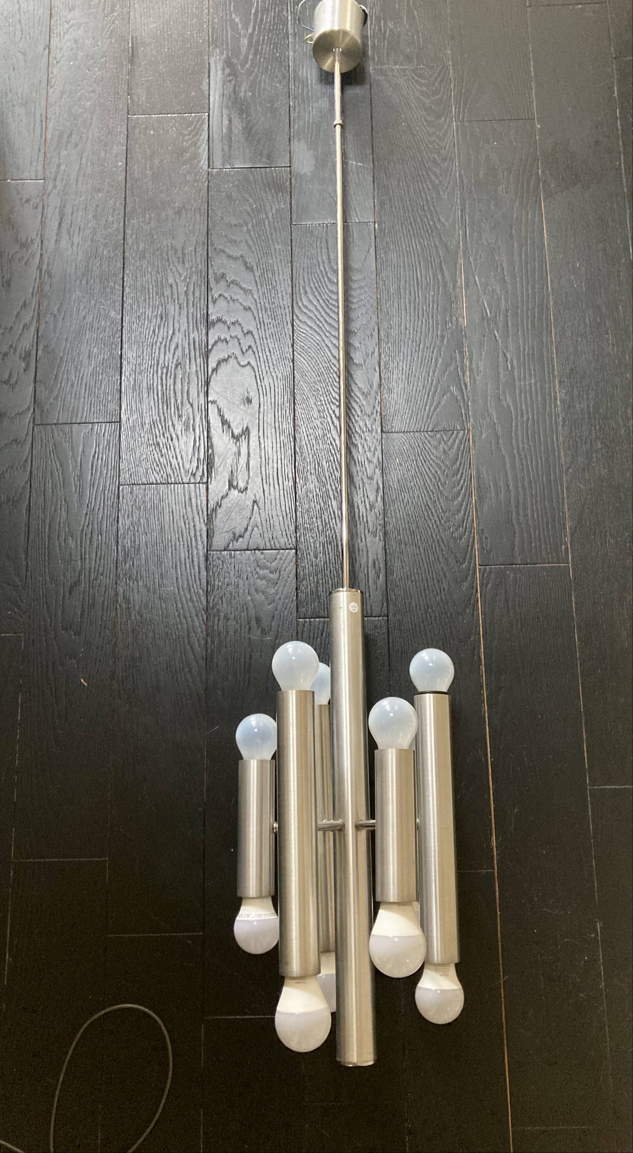 Sciolari chandelier in chrome metal