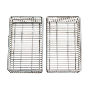 Paire de casiers en metal