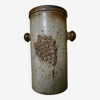Artisanal stoneware bottle cooler