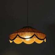 Suspension in a solid floral shape Cosette "caramel"