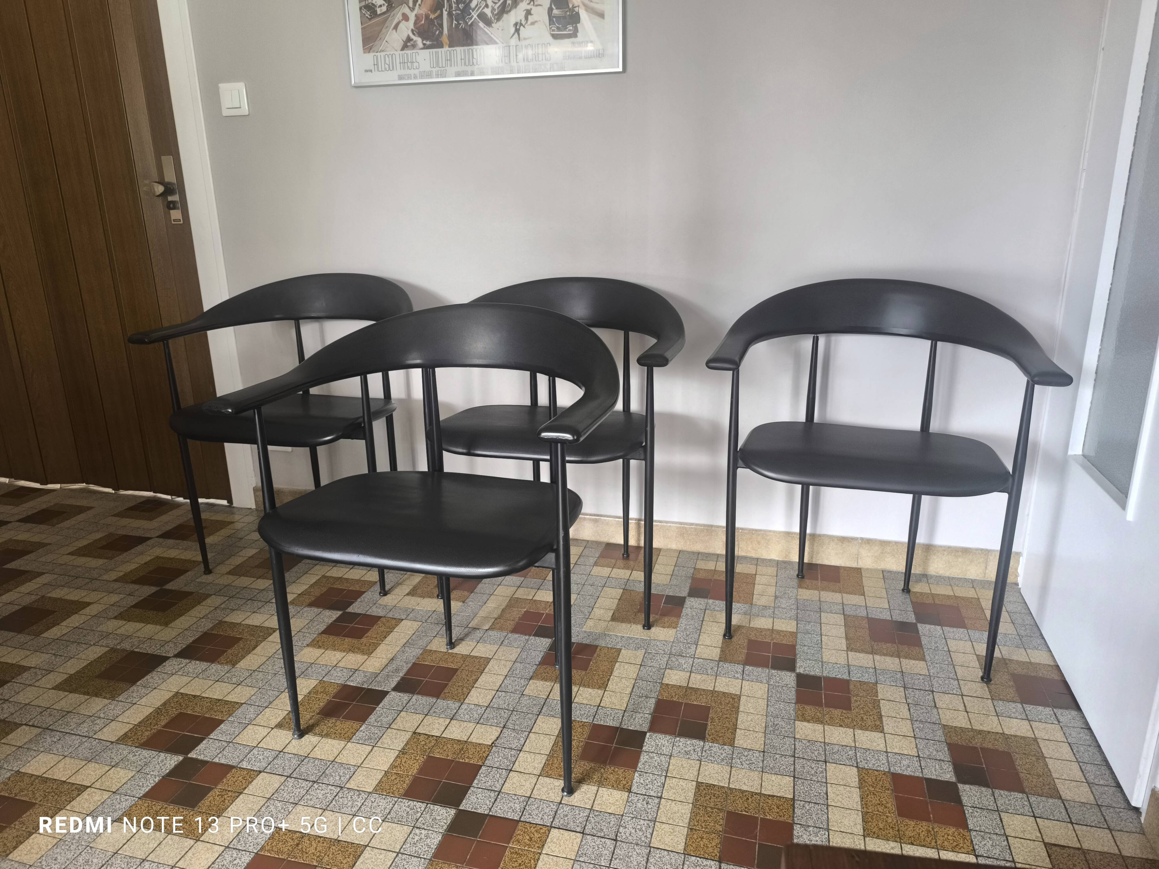 P40 fasem chairs by giancarlo vegni & gianfranco gualtierotti