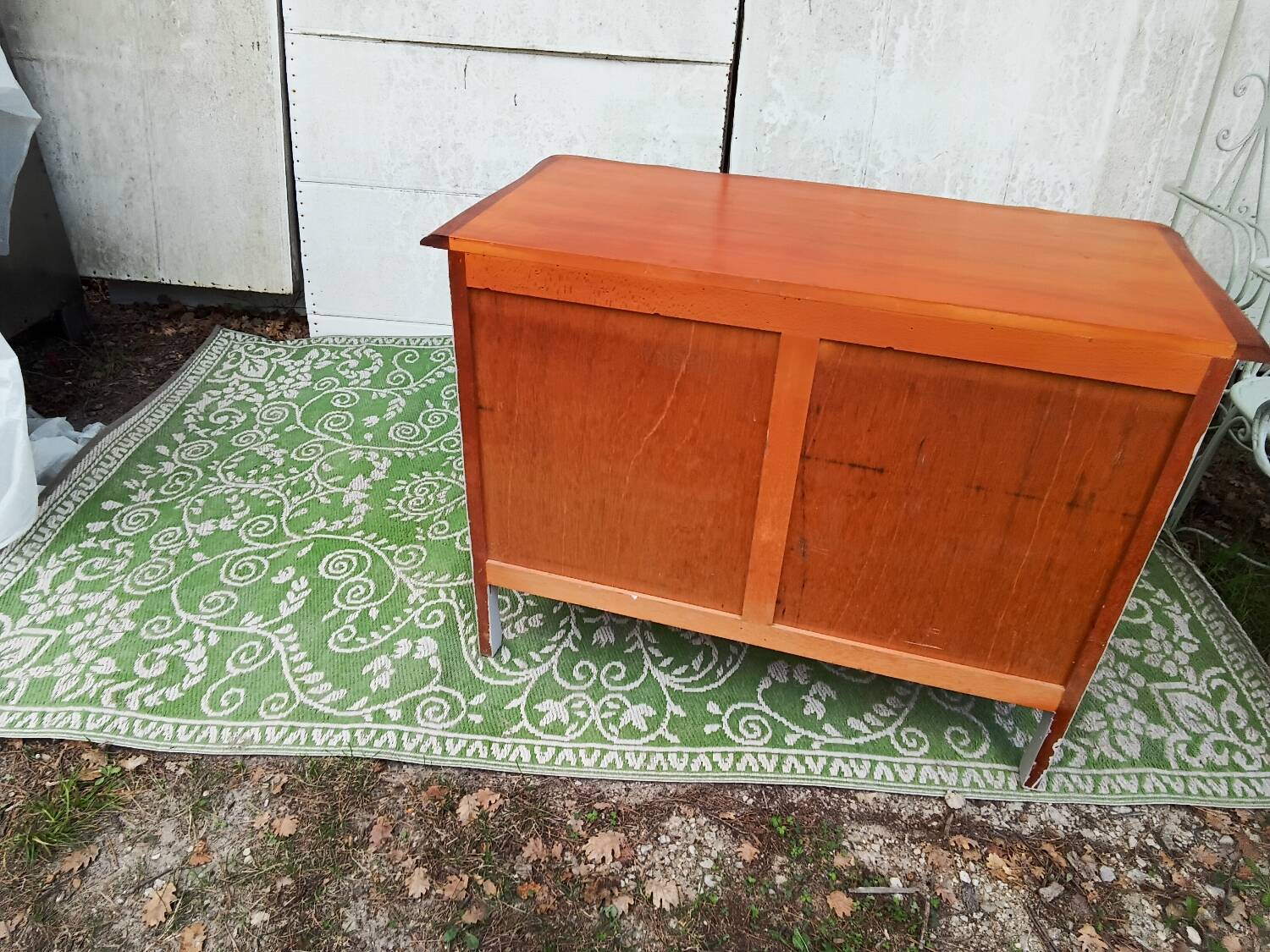 Gray chest of drawers