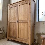 Wooden cabinet cuttery