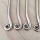 Fourchettes en métal torsadé / couvert spirale / torsade