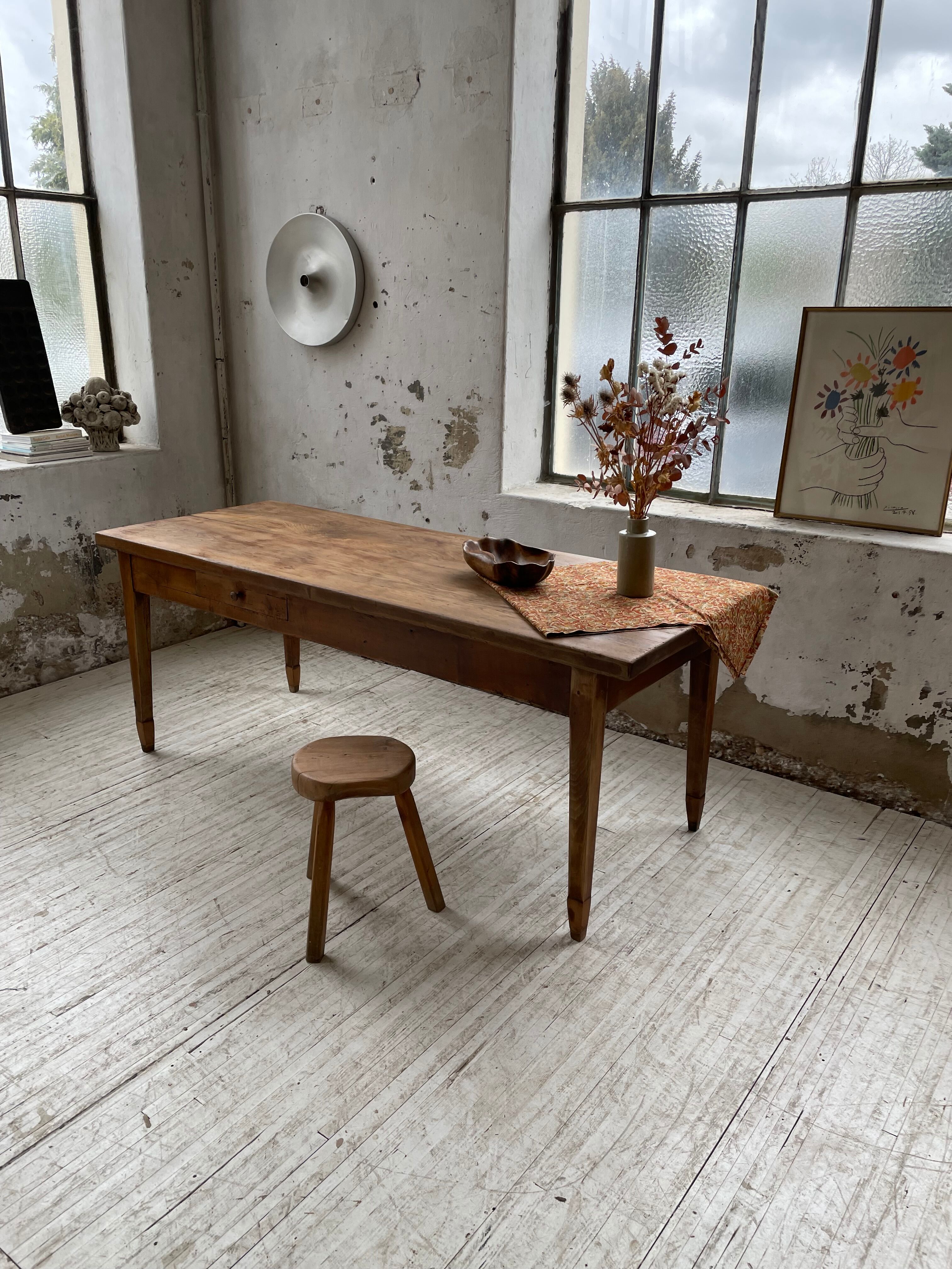 Farmhouse table in oak and walnut 2m