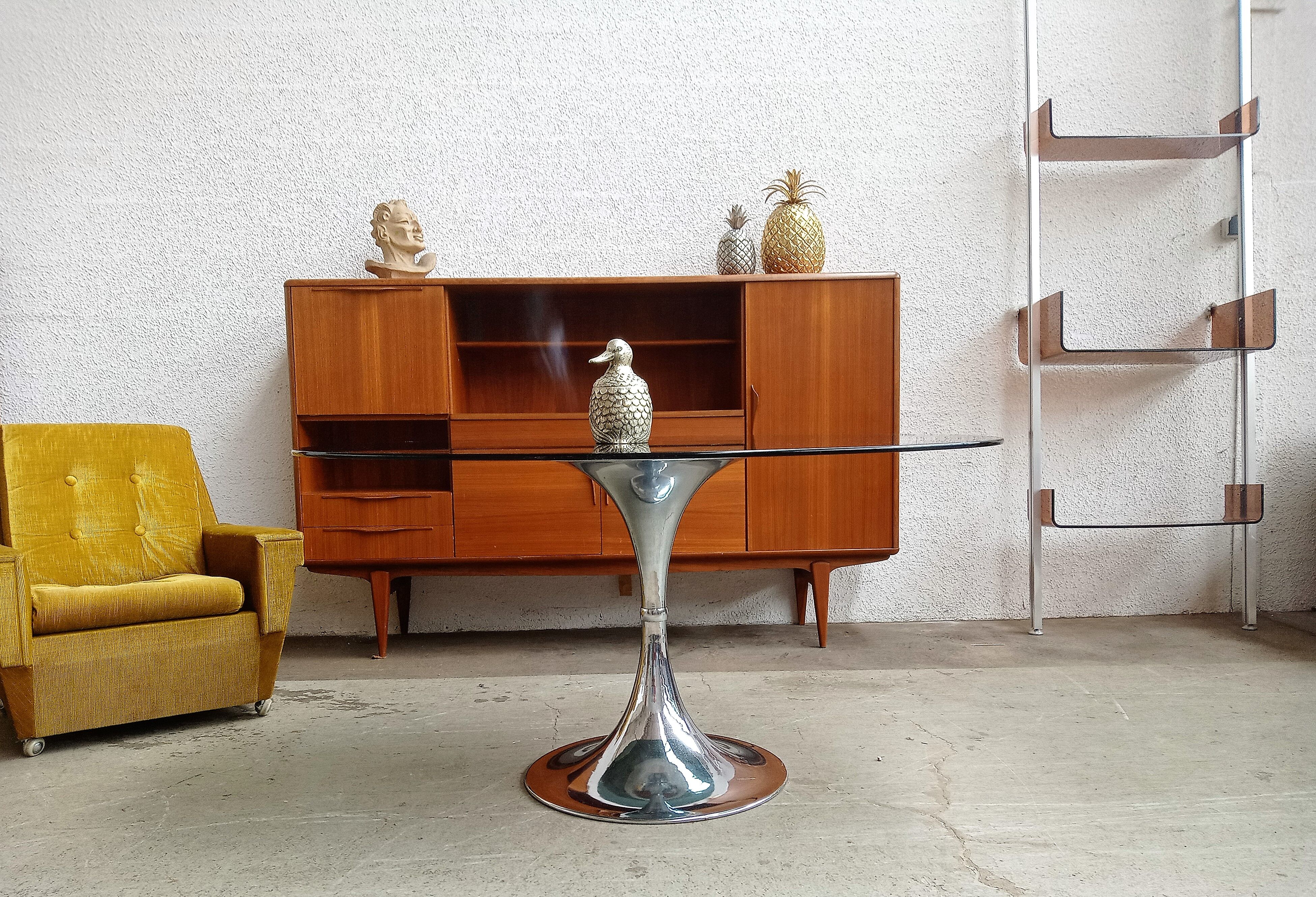 Gastone Rinaldi oval table circa 70 foot chrome tulip tray smoked glass