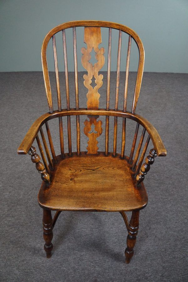 Antique English Windsor chair, high backrest, 18th century