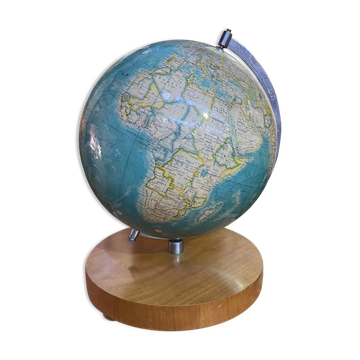 Luminous globe