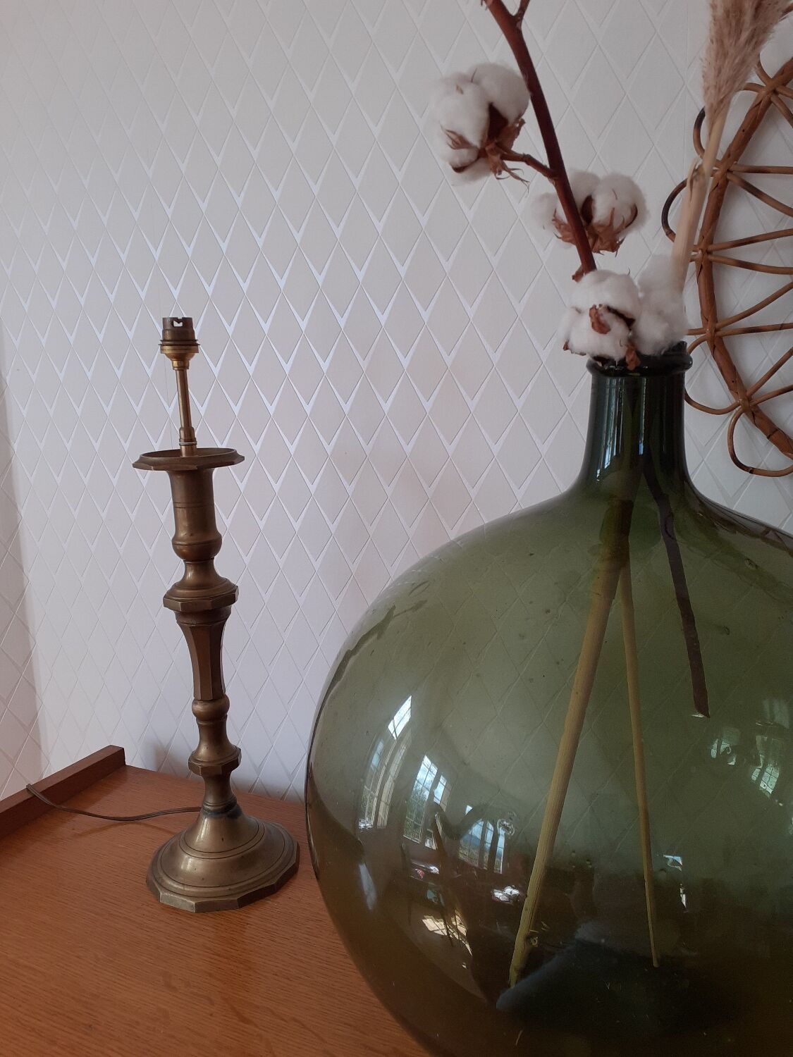 Brass candlestick lamp foot