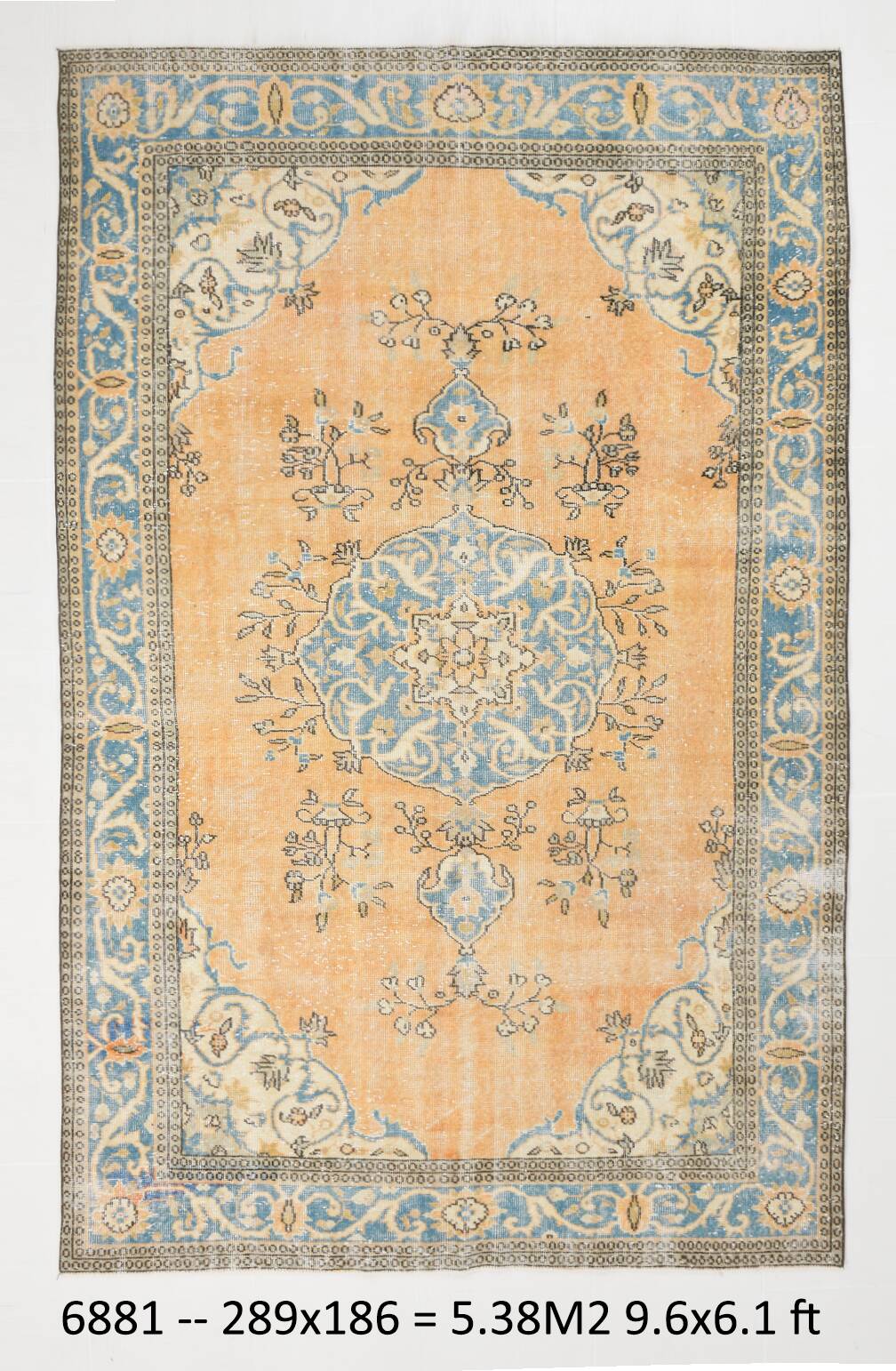 6x9 Shades Of Orange & Blue Vintage Rug, 186x289Cm