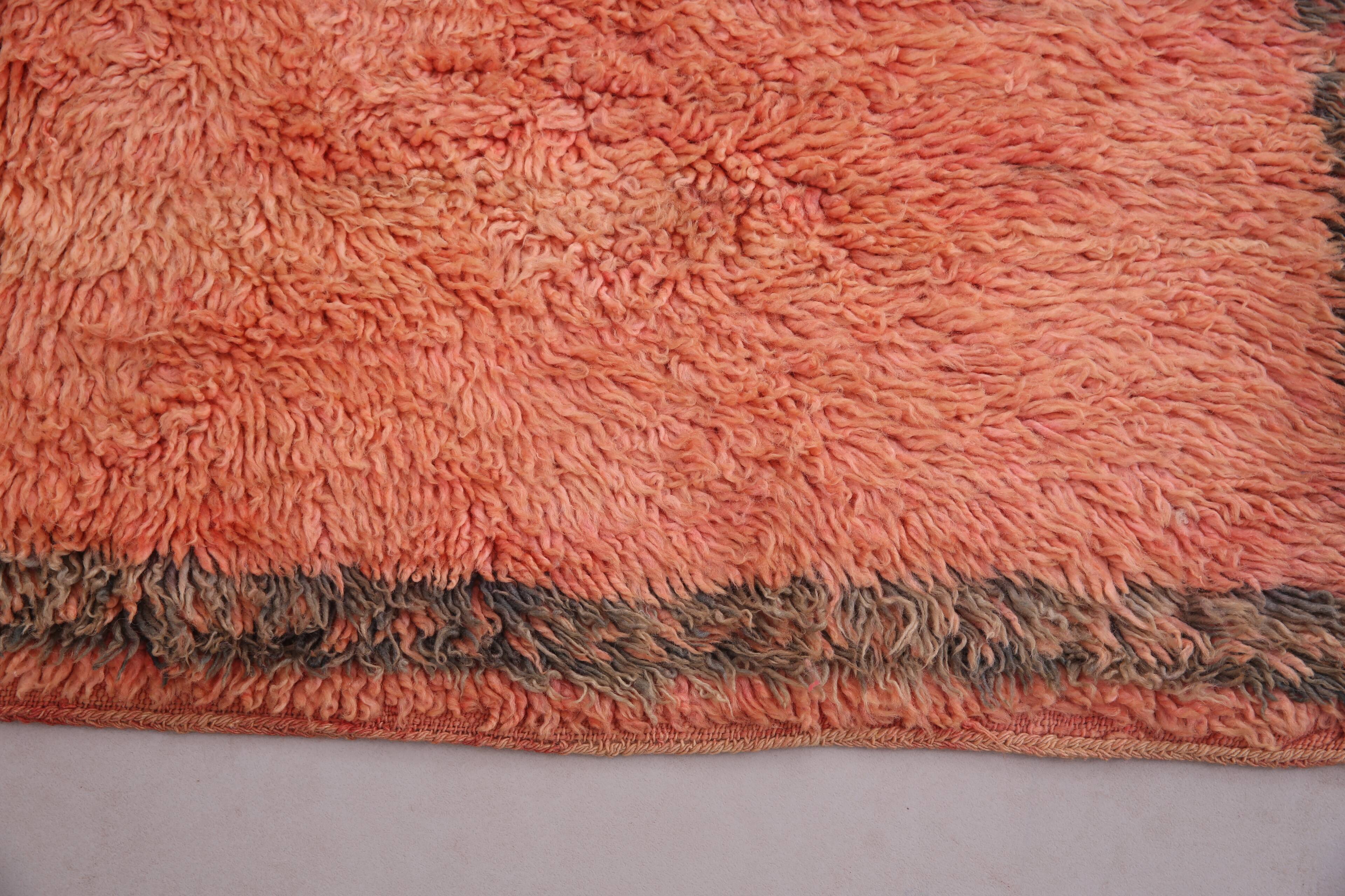 Peach Vintage Moroccan Rug 160 x 260 cm - Berber Wool Rug - Handmade Rug