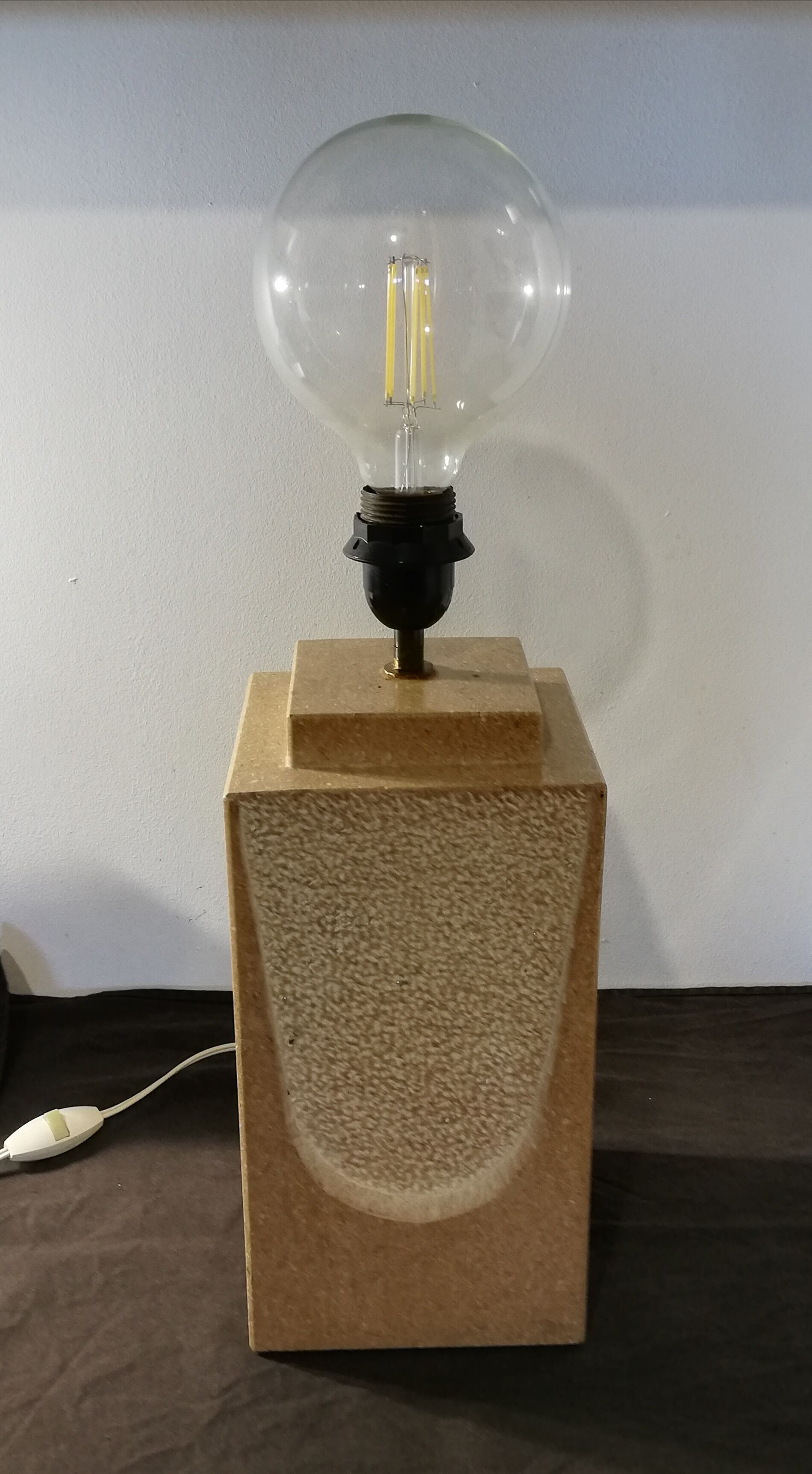 Vintage lamp in travertine