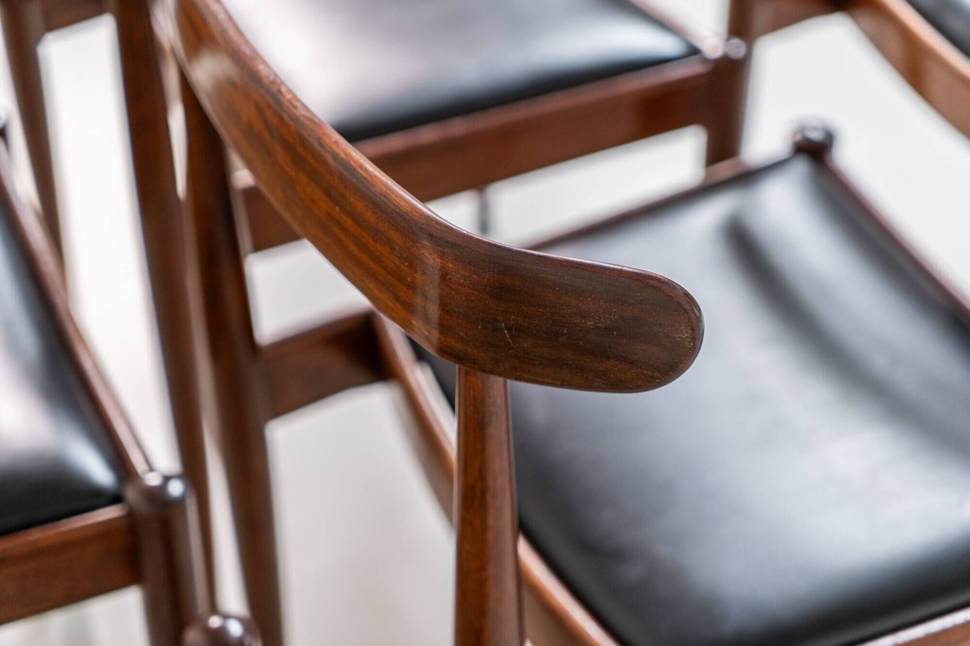 Set of 6 "Model 500" dining chairs by Alfred Hendrickx